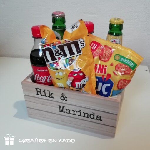 houten kistje gevuld, cadeau pakket