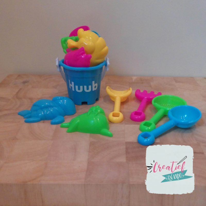 mini strandsetje met naam traktatie