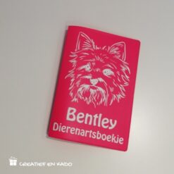roze dierenpaspoorthoesje met naam