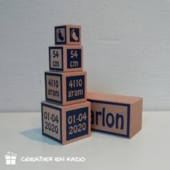 houten blokken geboorte toren, kraamcadeau met geboortegegevens, cadeau geboorte jongen