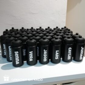 bidon met naam groep 8, afscheid groep 8, kado met naam