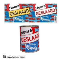 bliklabel rijbewijs geslaagd, snoepblik, afrijden, bliklabel geslaagd rijbewijs