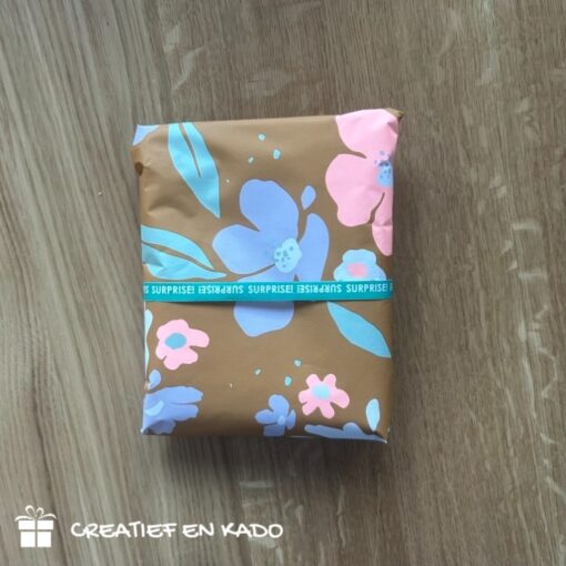 inpakpapier fresh flowers, inpakpapier bloemen, inpakken, inpakinspiratie
