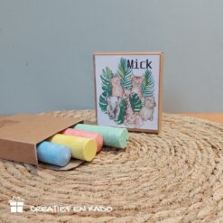 traktatie stickers jungle met naam en leeftijd, jungle traktatie, stoepkrijt stickers